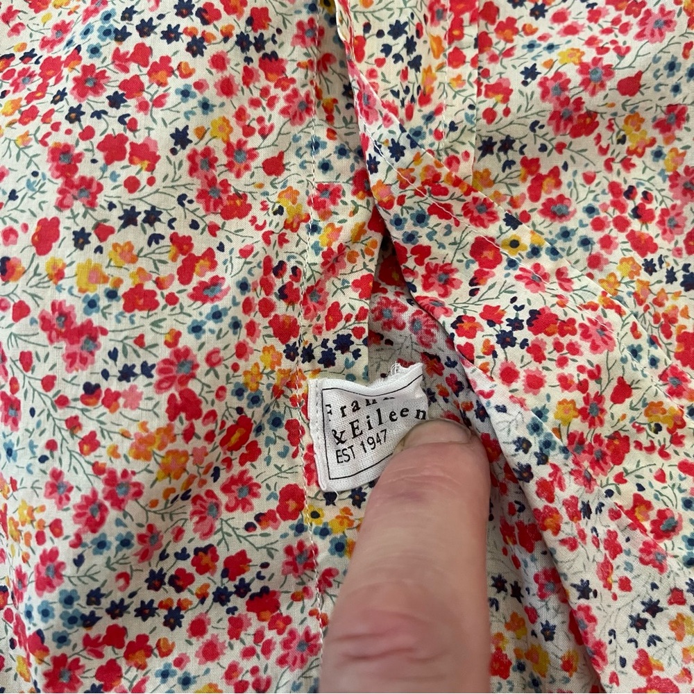 Frank & Eileen Silvio White w/ Multicolor Floral Shirt Sz XL - Picture 6 of 8